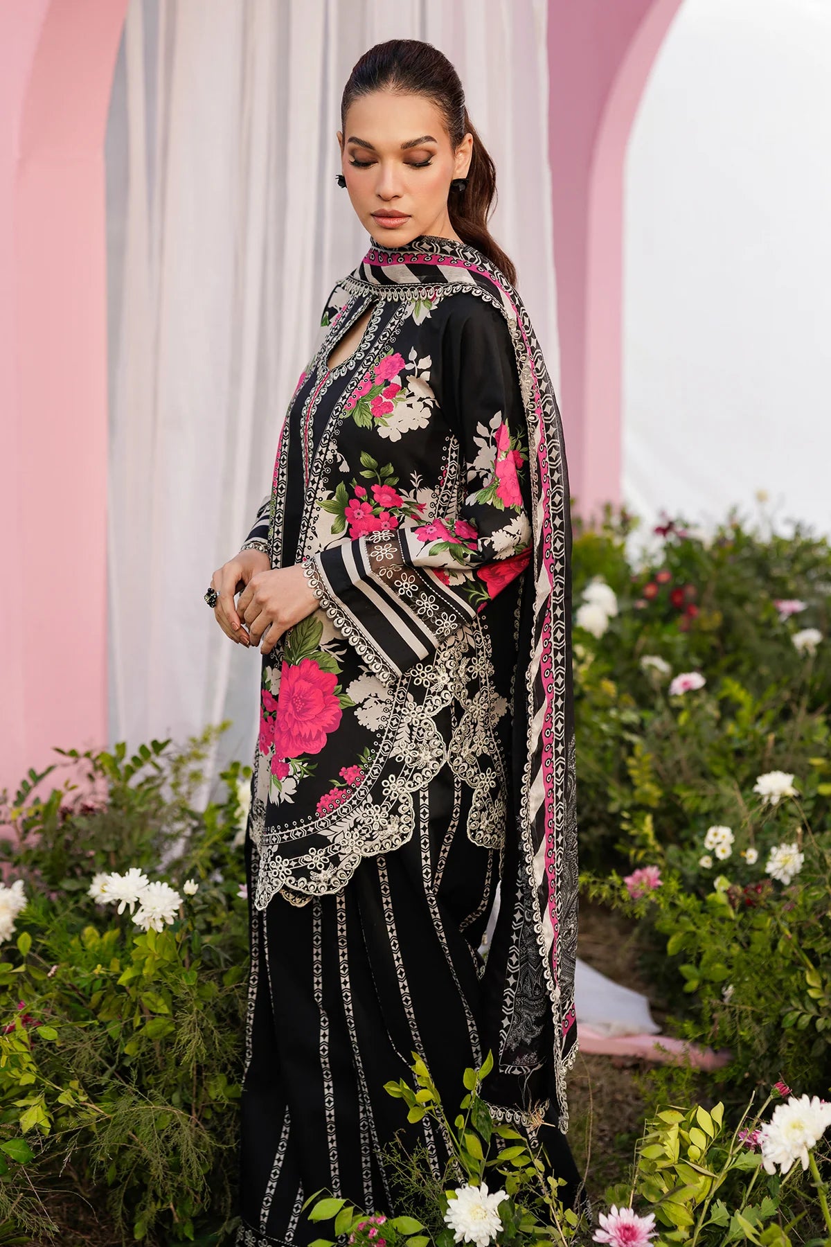 CHARIZMA RANG-E-BAHAR  CRB6-06