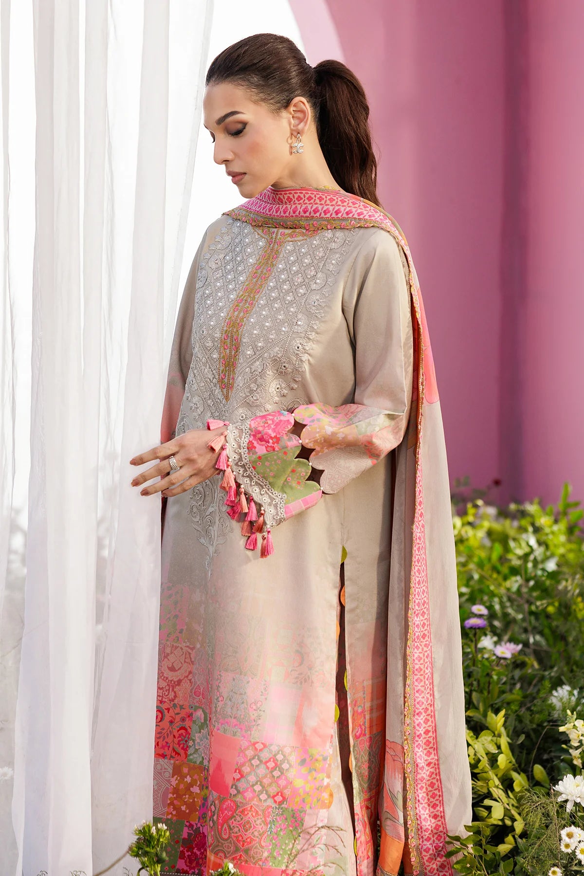 CHARIZMA RANG-E-BAHAR  CRB6-05