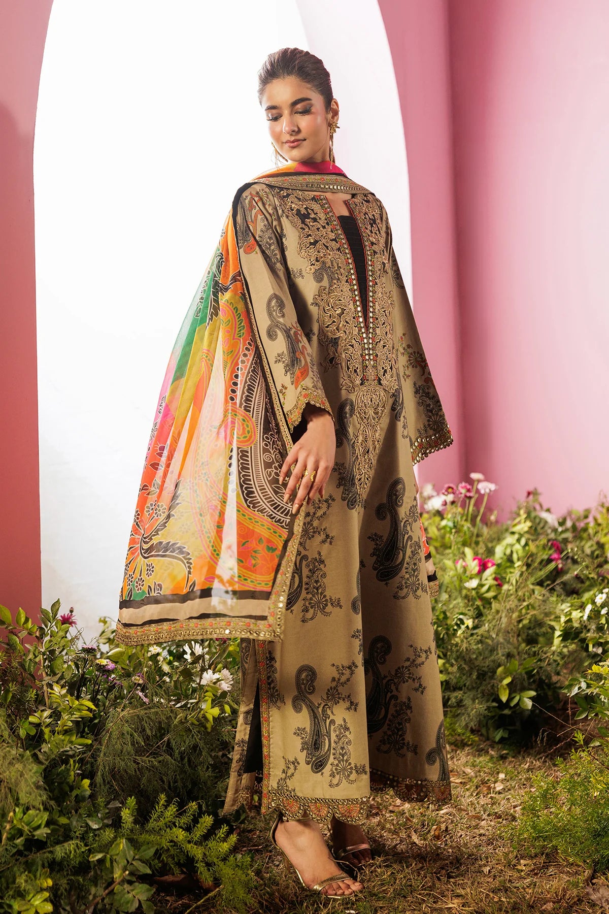 CHARIZMA RANG-E-BAHAR  CRB6-07