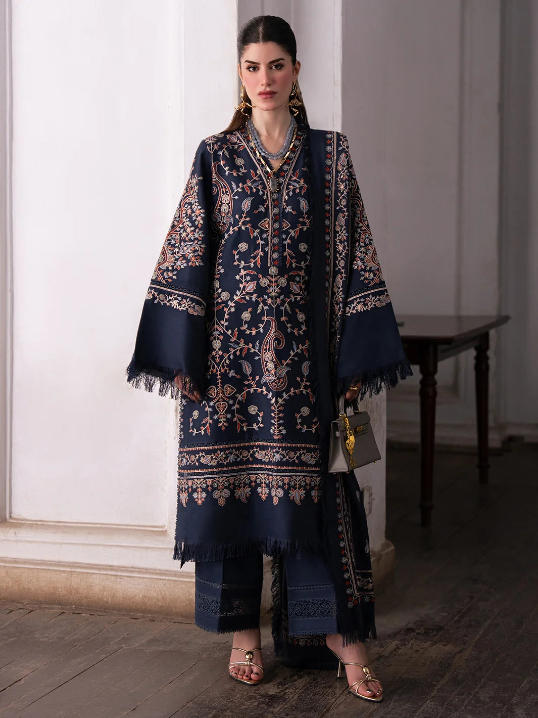 BIN ILYAS Dulzura Luxury Winter '26 1022 B