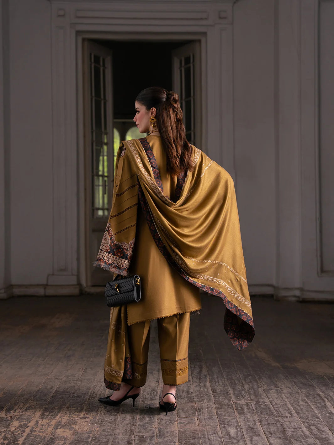 BIN ILYAS Dulzura Luxury Winter '26 1027 B