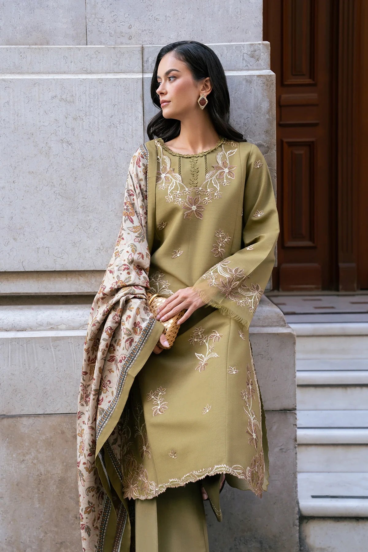 RANG RASIYA Meet Me In Istanbul Winter Collection 26 Eden
