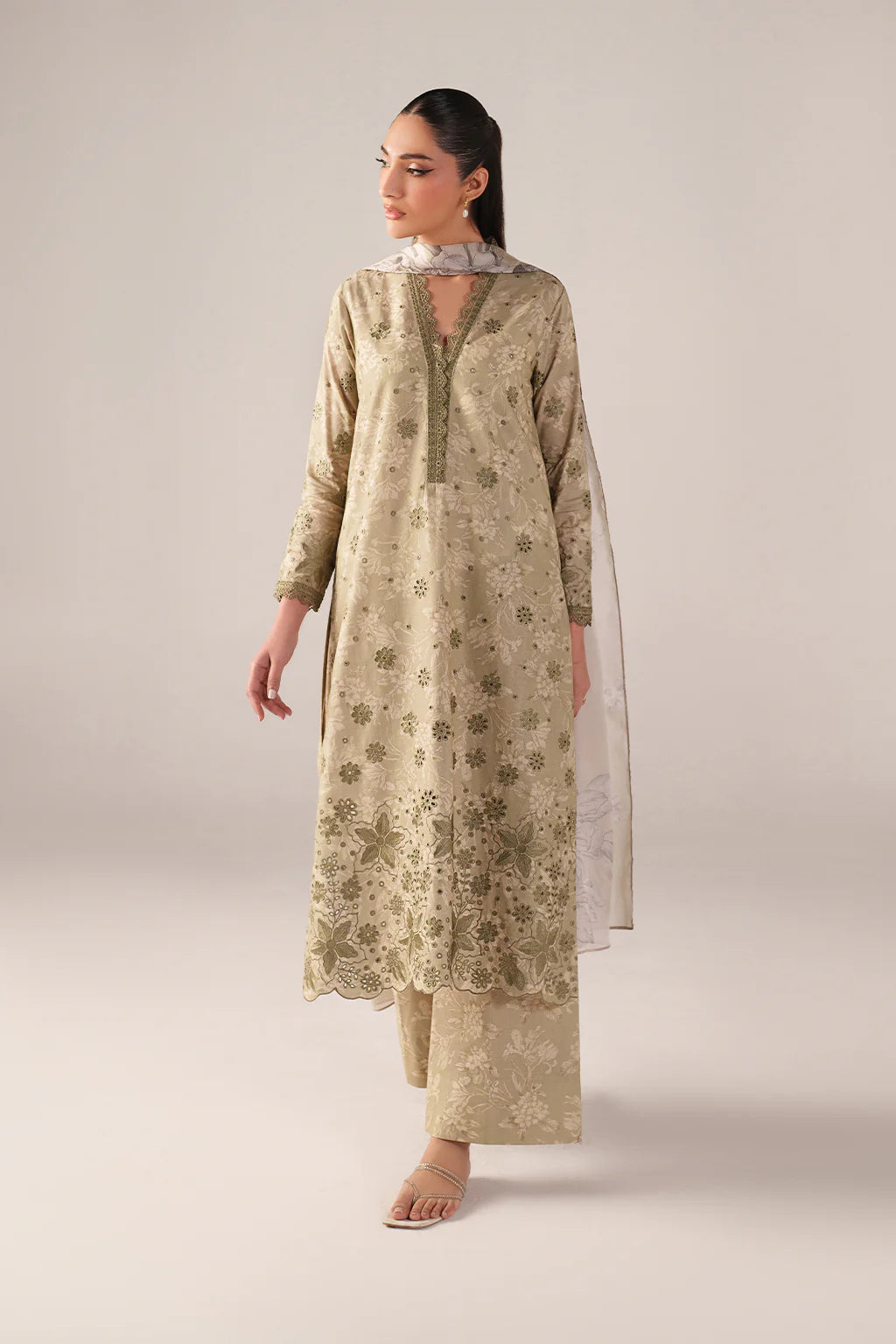 IZNIK Spring Summer 26 SS-07 Embroidered Lawn