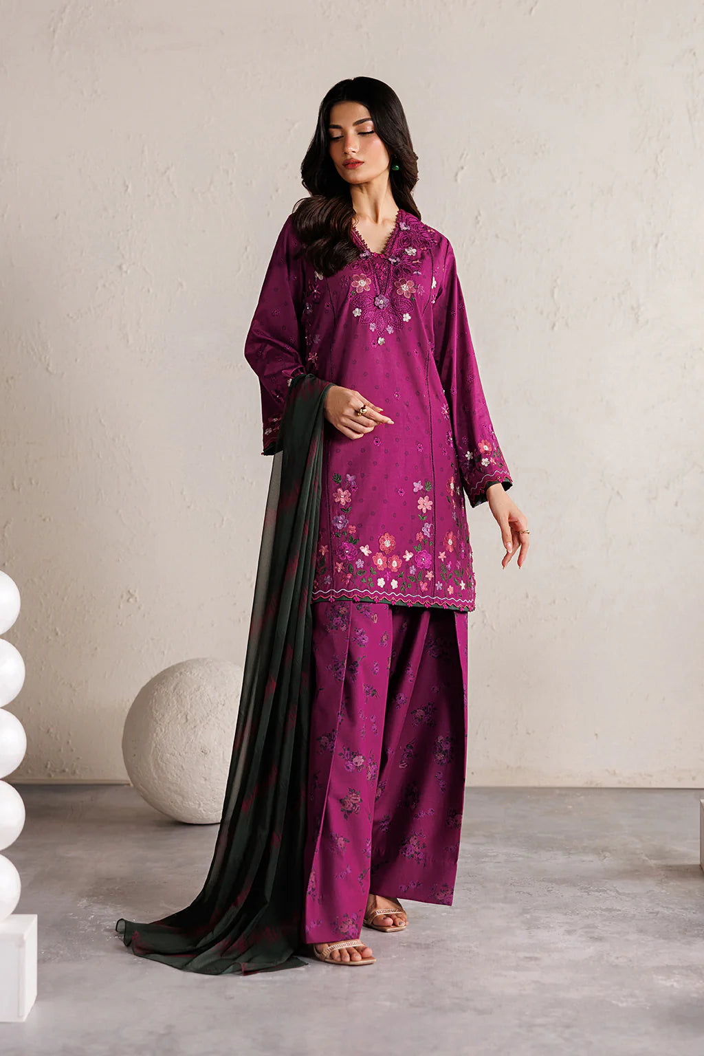 IZNIK Festive Lawn IBE-01 Embroidered Lawn