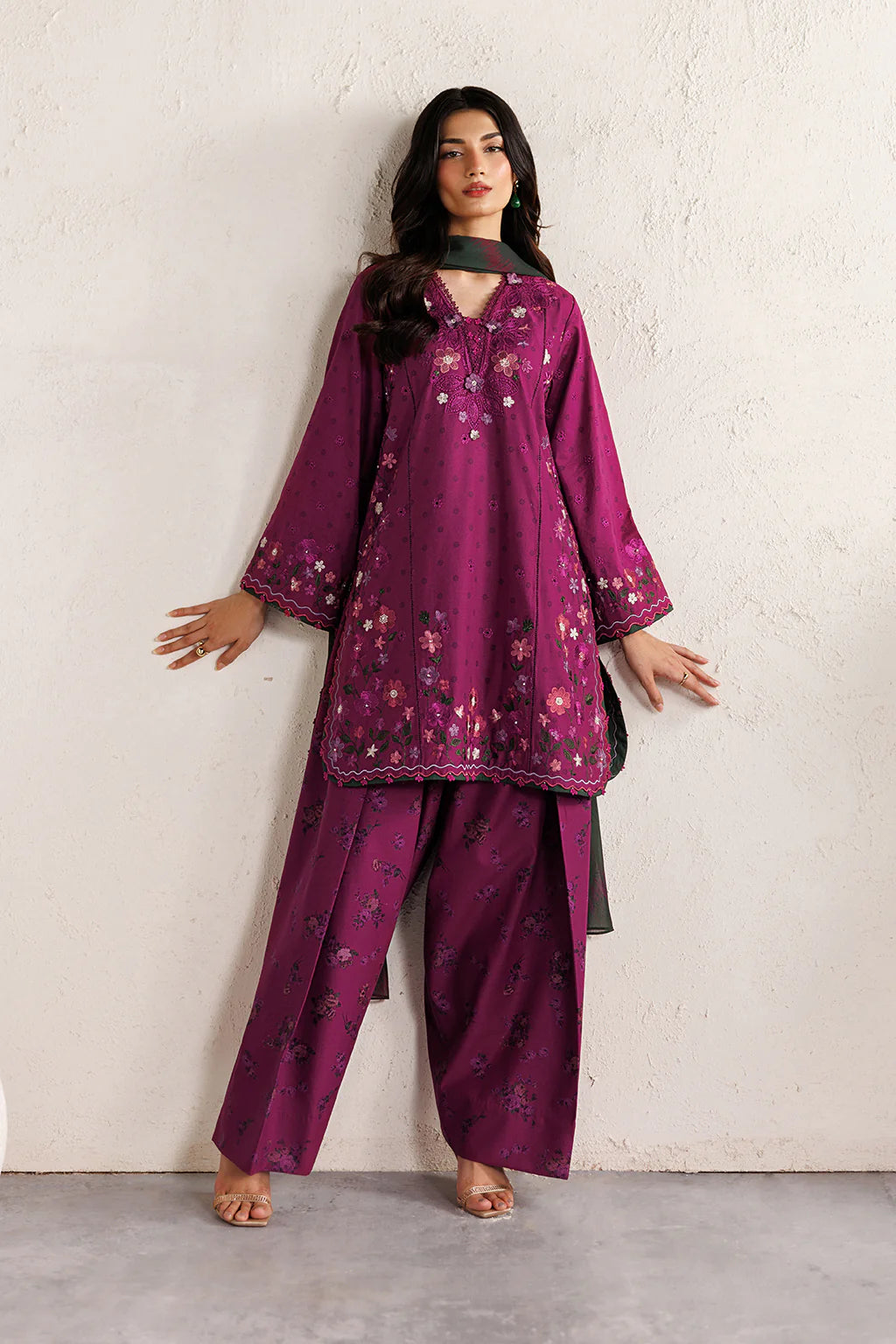 IZNIK Festive Lawn IBE-01 Embroidered Lawn