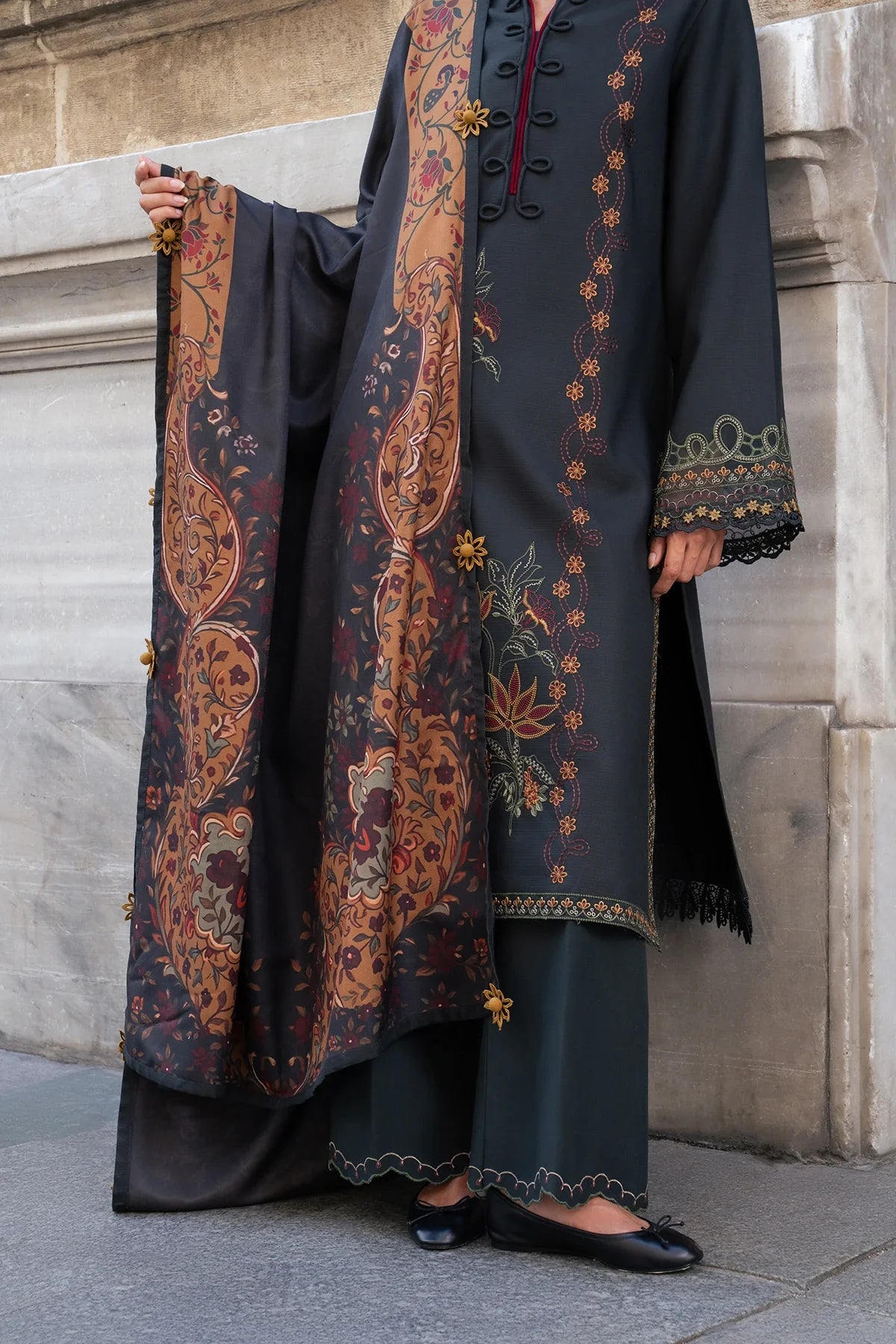 RANG RASIYA Meet Me In Istanbul Winter Collection 26 VELORA