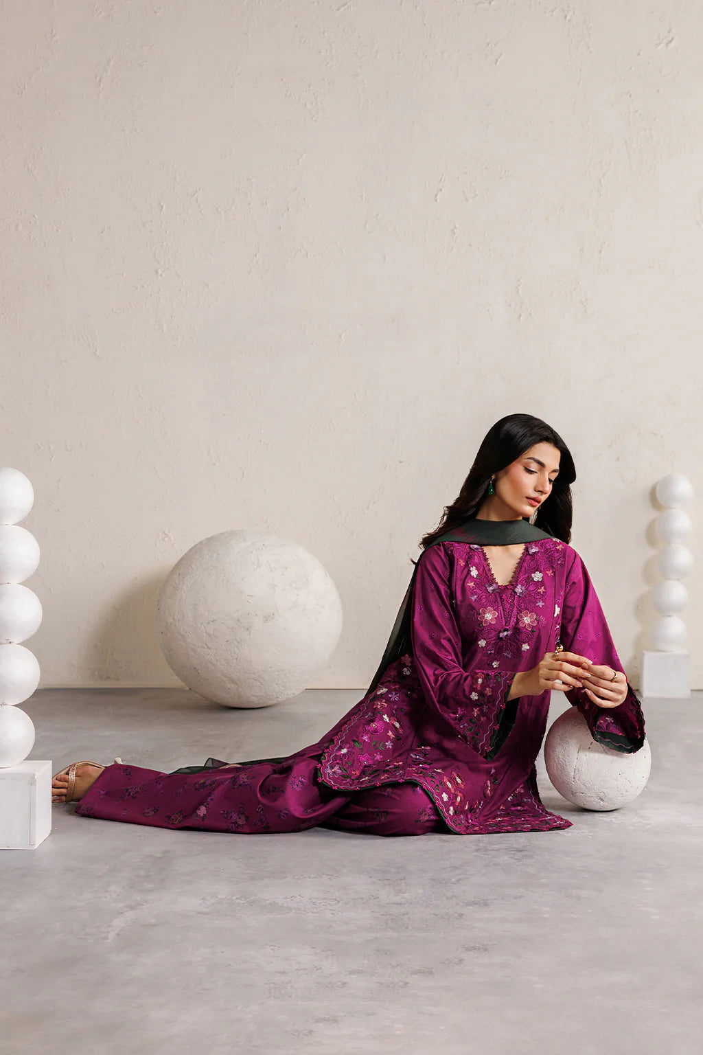 IZNIK Festive Lawn IBE-01 Embroidered Lawn