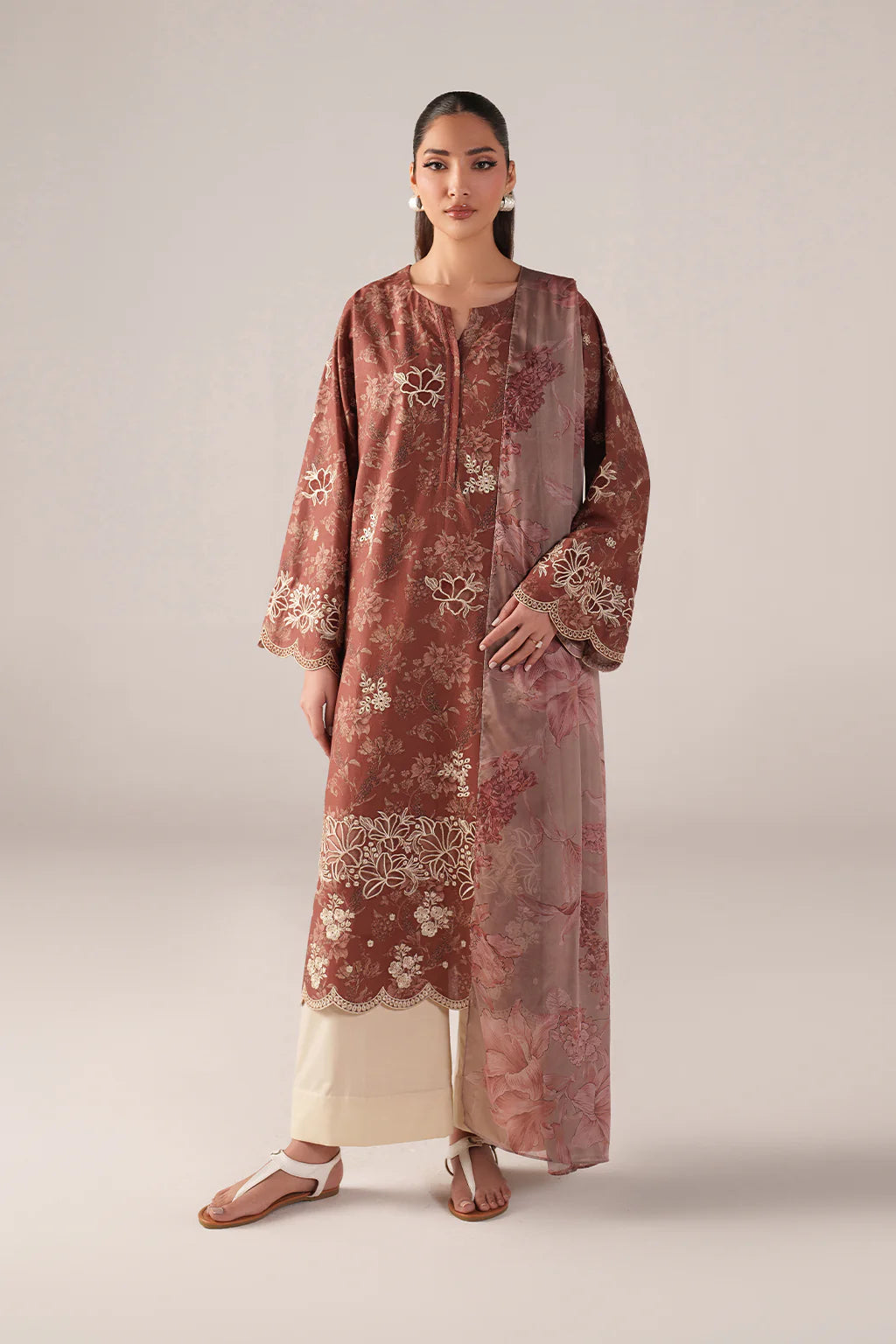 IZNIK Spring Summer 26 SS-02 Embroidered Lawn