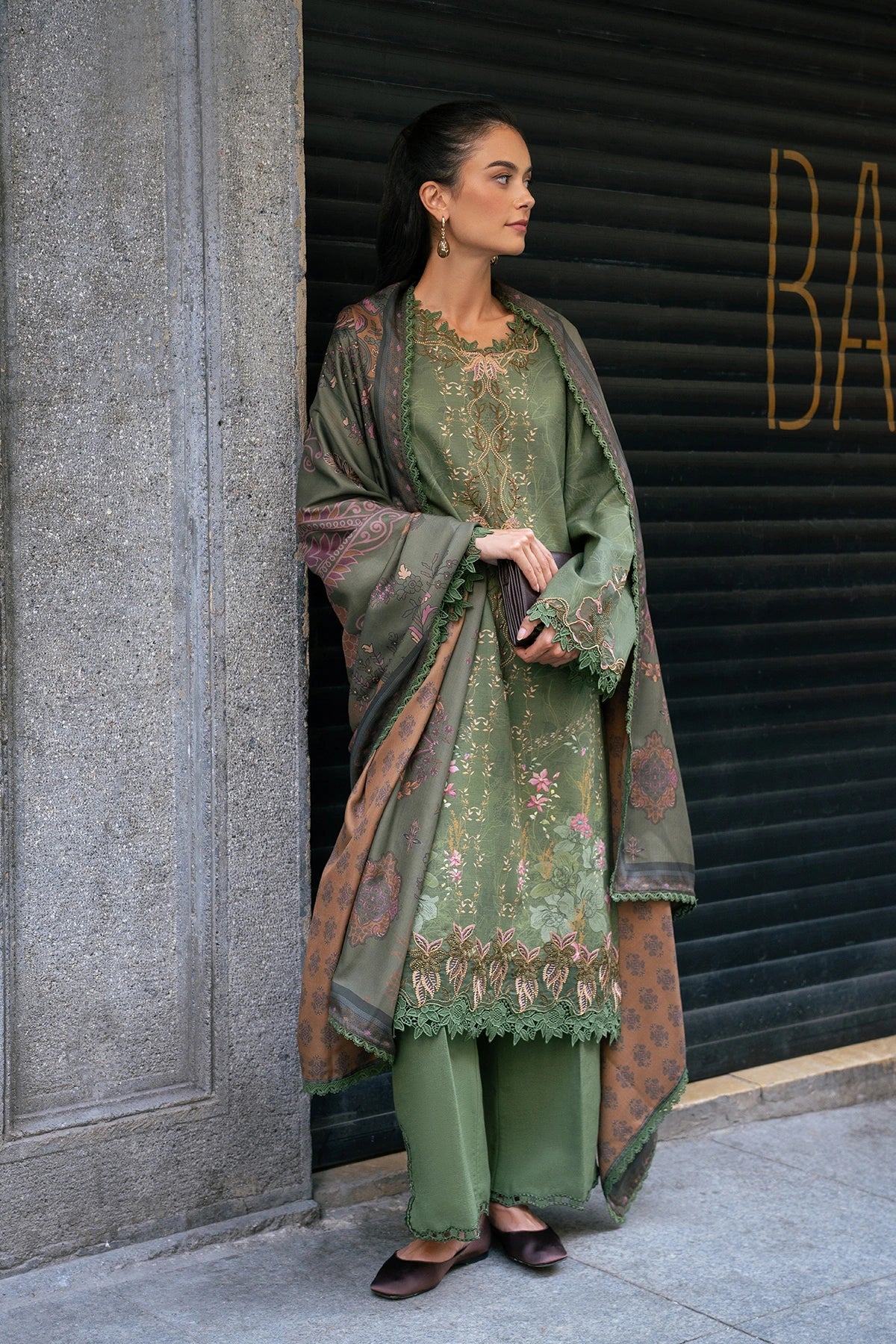 RANG RASIYA Meet Me In Istanbul Winter Collection 26 Amber