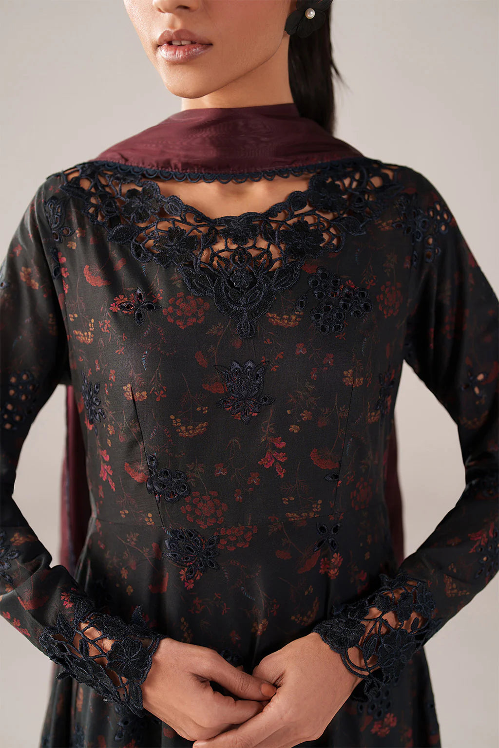 IZNIK Spring Summer 26 SS-09 Embroidered Lawn