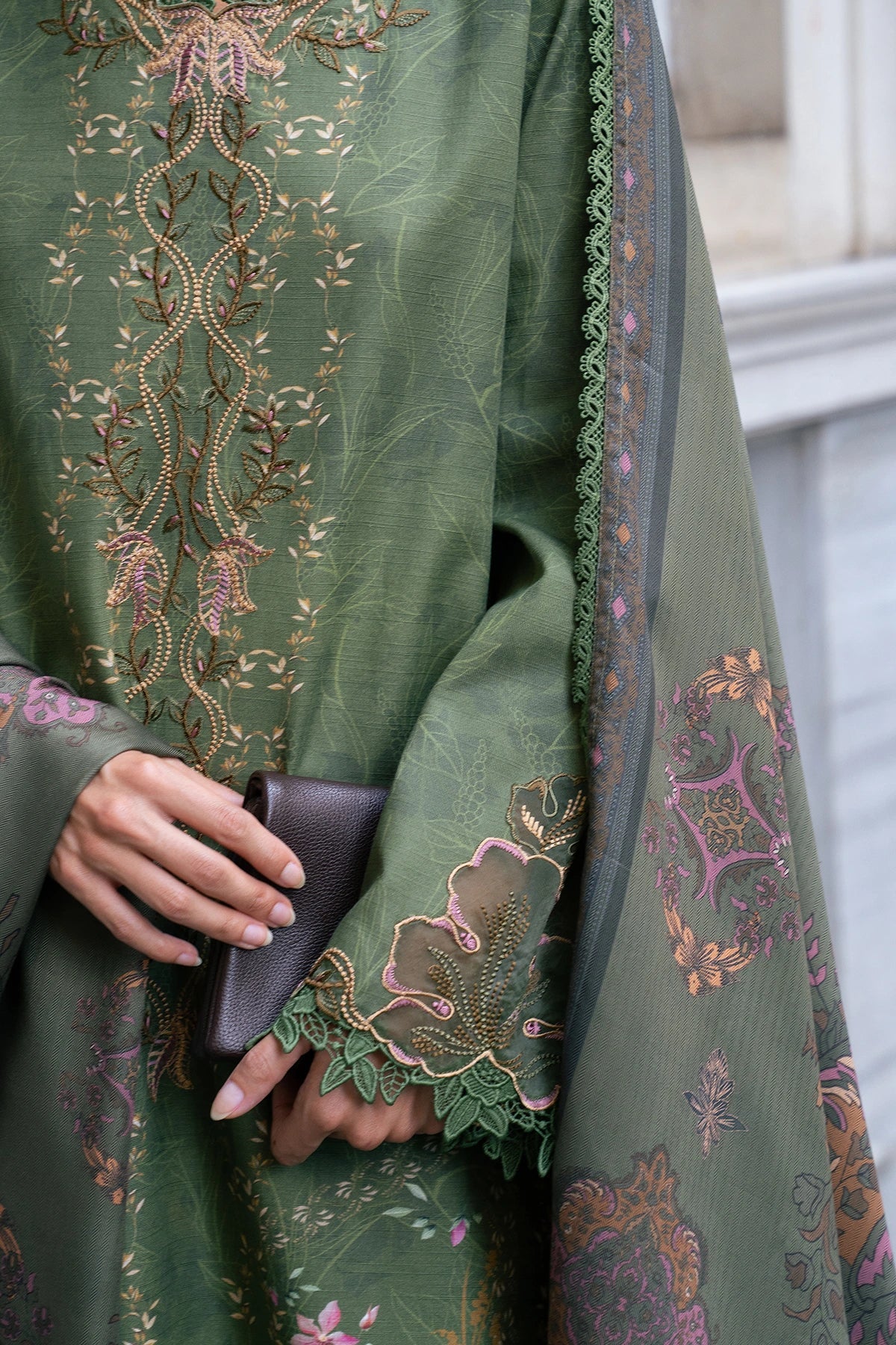 RANG RASIYA Meet Me In Istanbul Winter Collection 26 Amber
