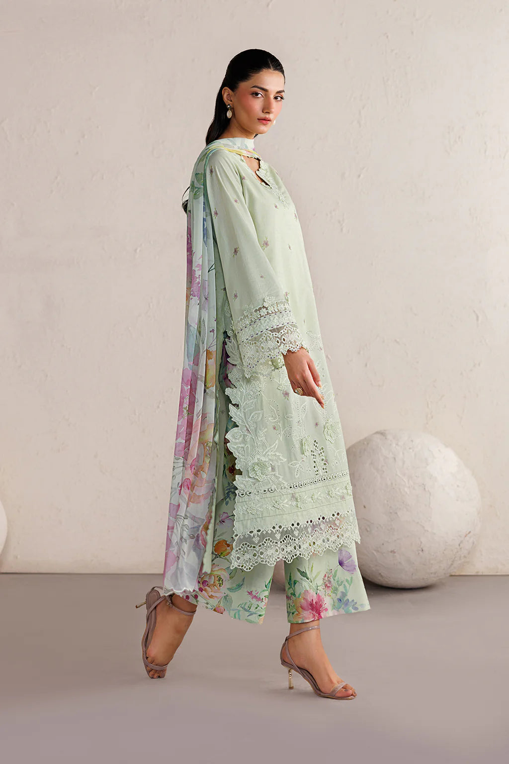 IZNIK Festive Lawn IBE-06 Embroidered Lawn
