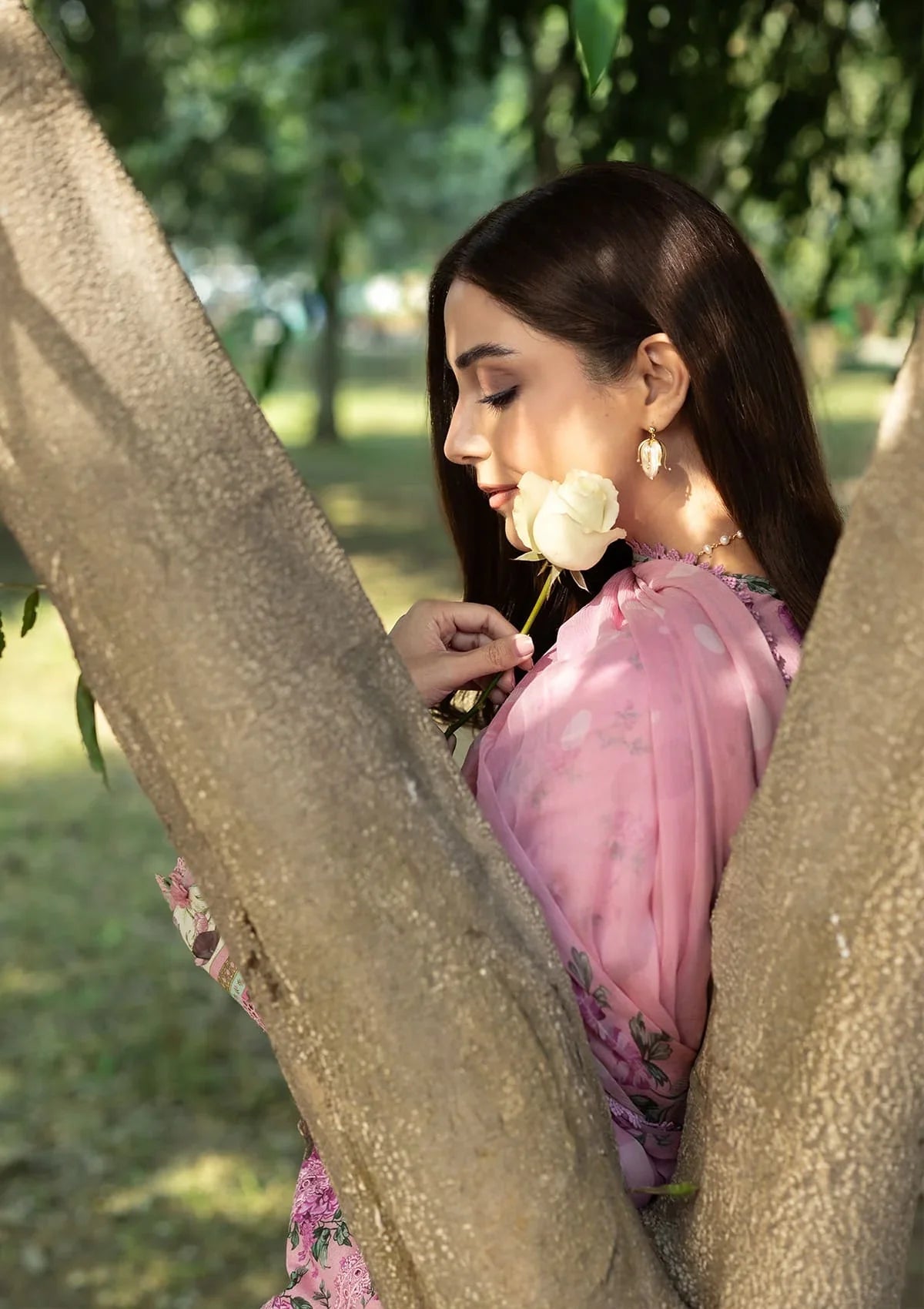 ELAF ERC-3A MAN MAYAL Print Chikankari Lawn