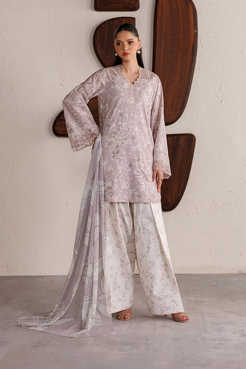 IZNIK Festive Lawn IBE-07 Embroidered Lawn