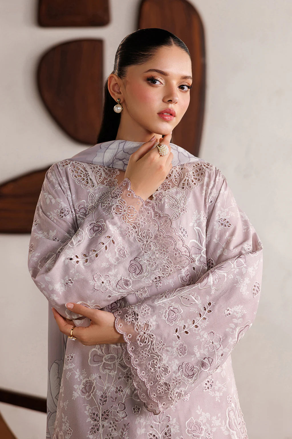 IZNIK Festive Lawn IBE-07 Embroidered Lawn