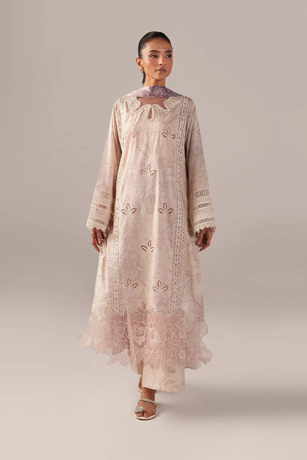 IZNIK Spring Summer 26 SS-01 Embroidered Lawn