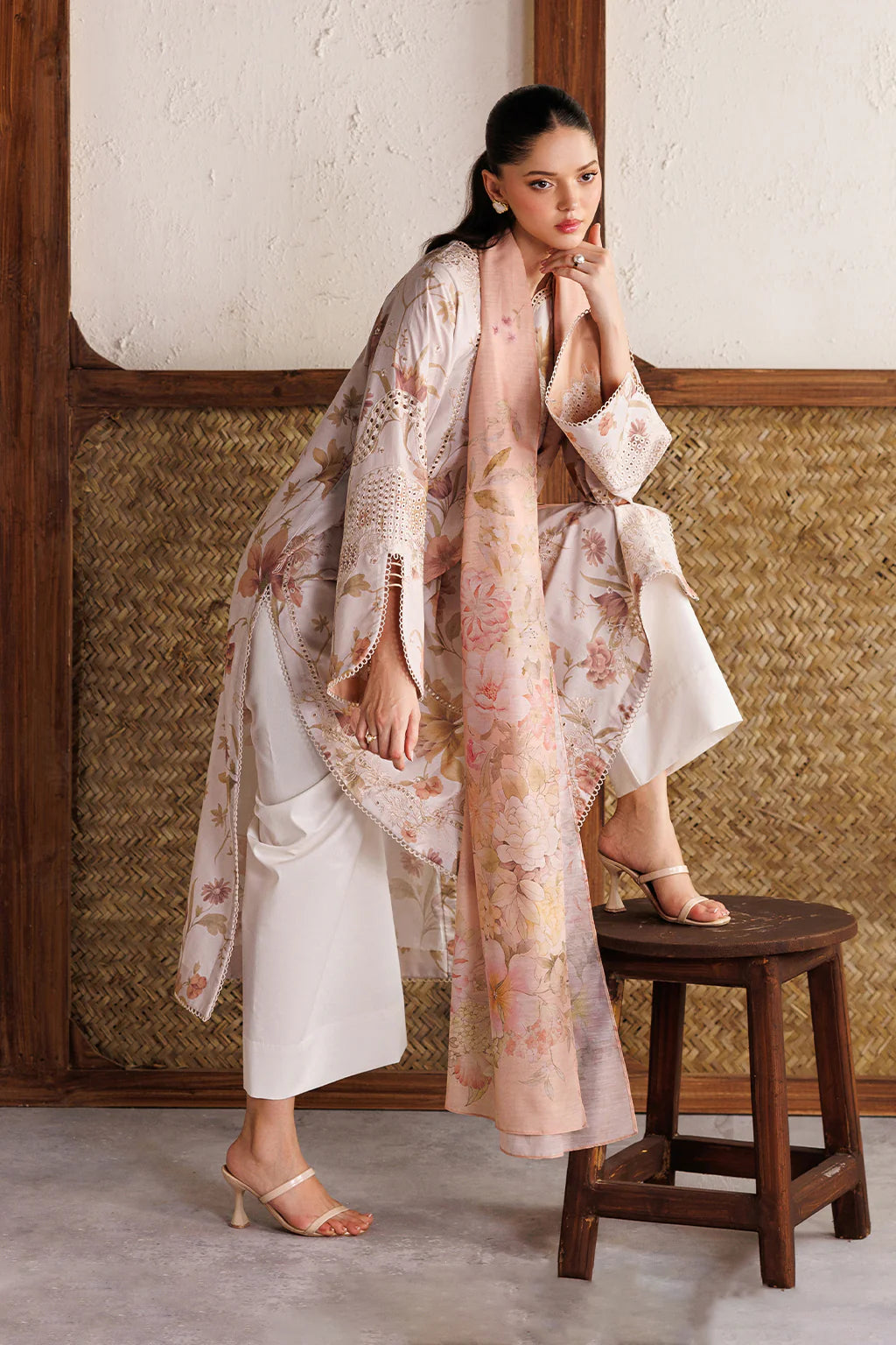 IZNIK Festive Lawn IBE-05 Embroidered Lawn