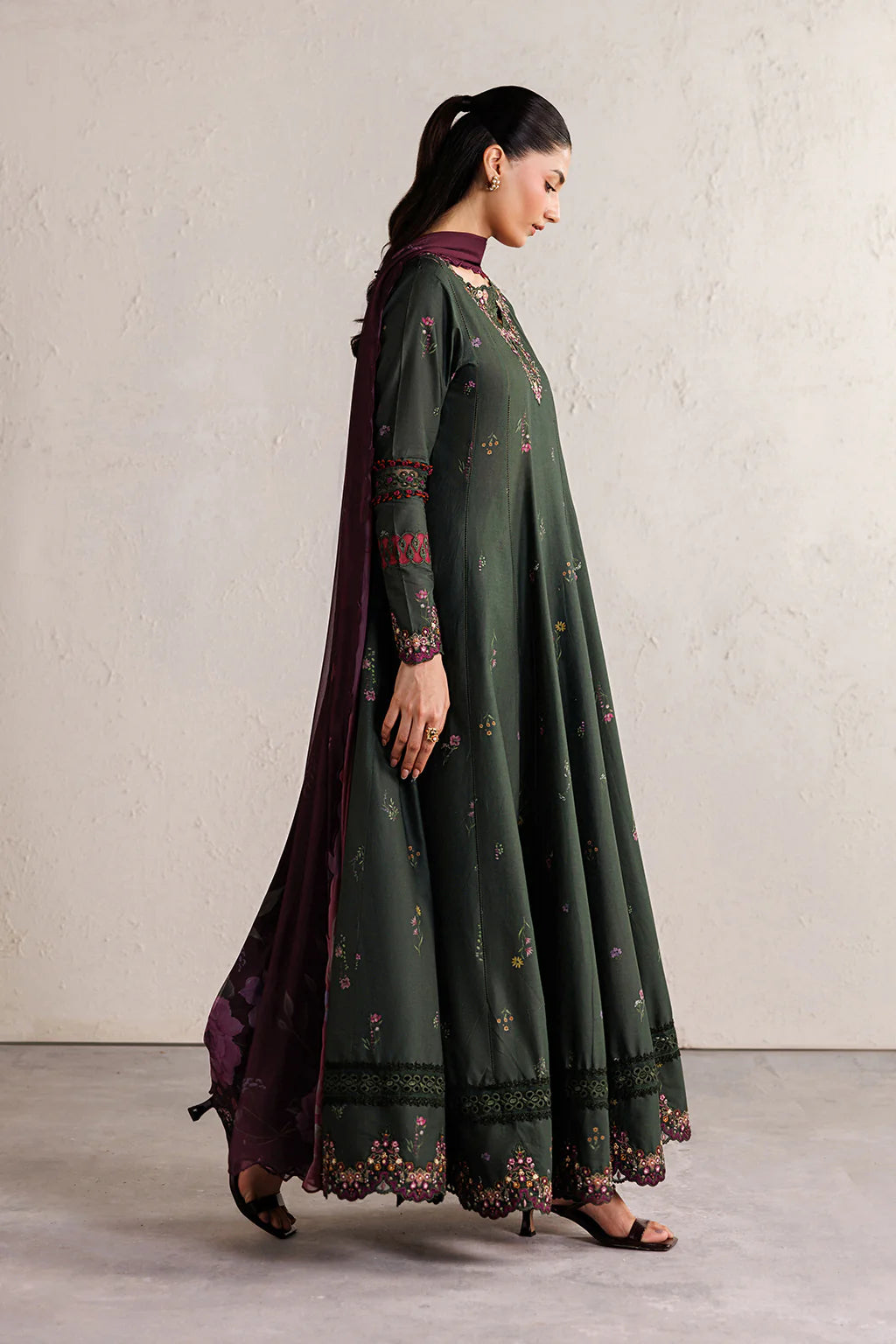 IZNIK Festive Lawn IBE-03 Embroidered Lawn