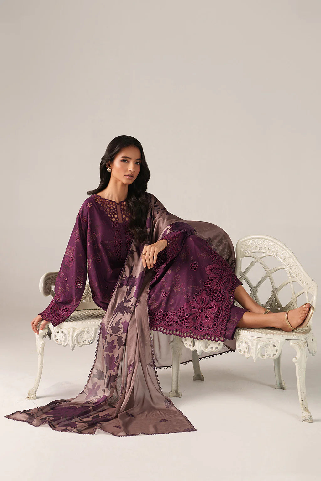 IZNIK Spring Summer 26 SS-08 Embroidered Lawn