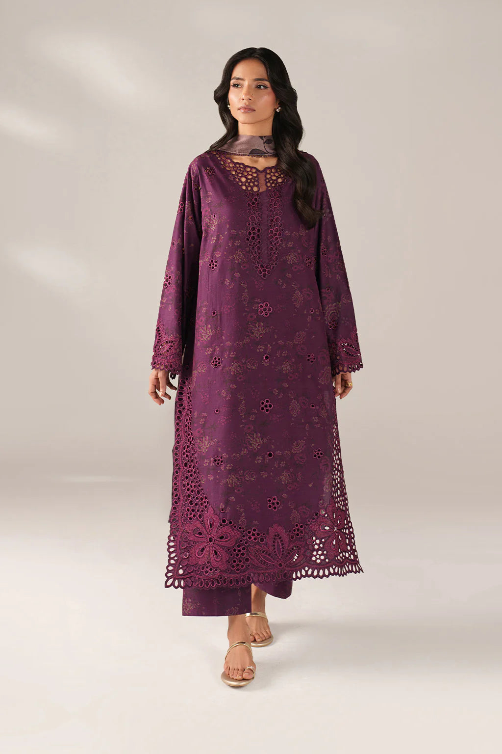 IZNIK Spring Summer 26 SS-08 Embroidered Lawn