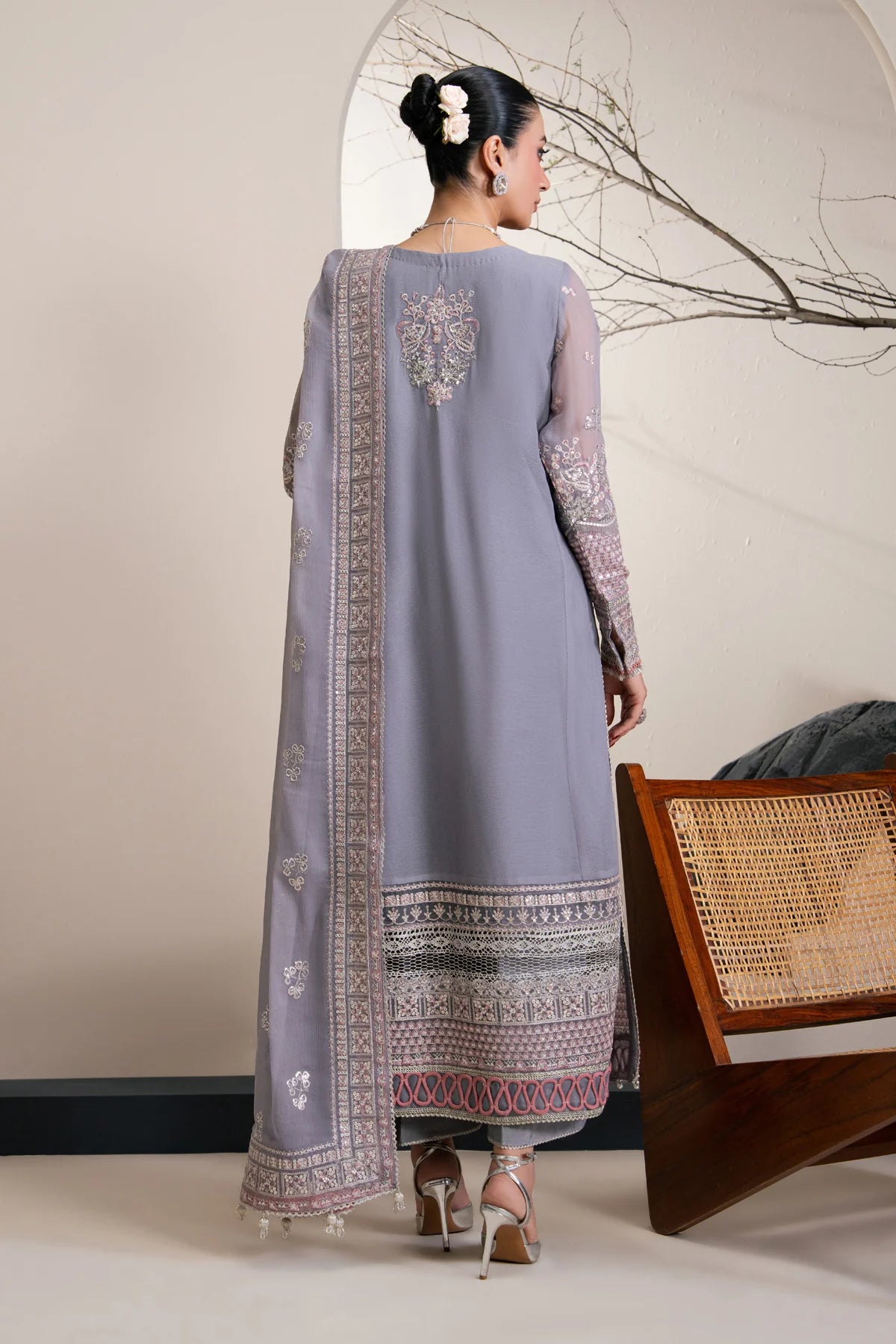 XENIA Kalani Luxury Formals 08-Isara