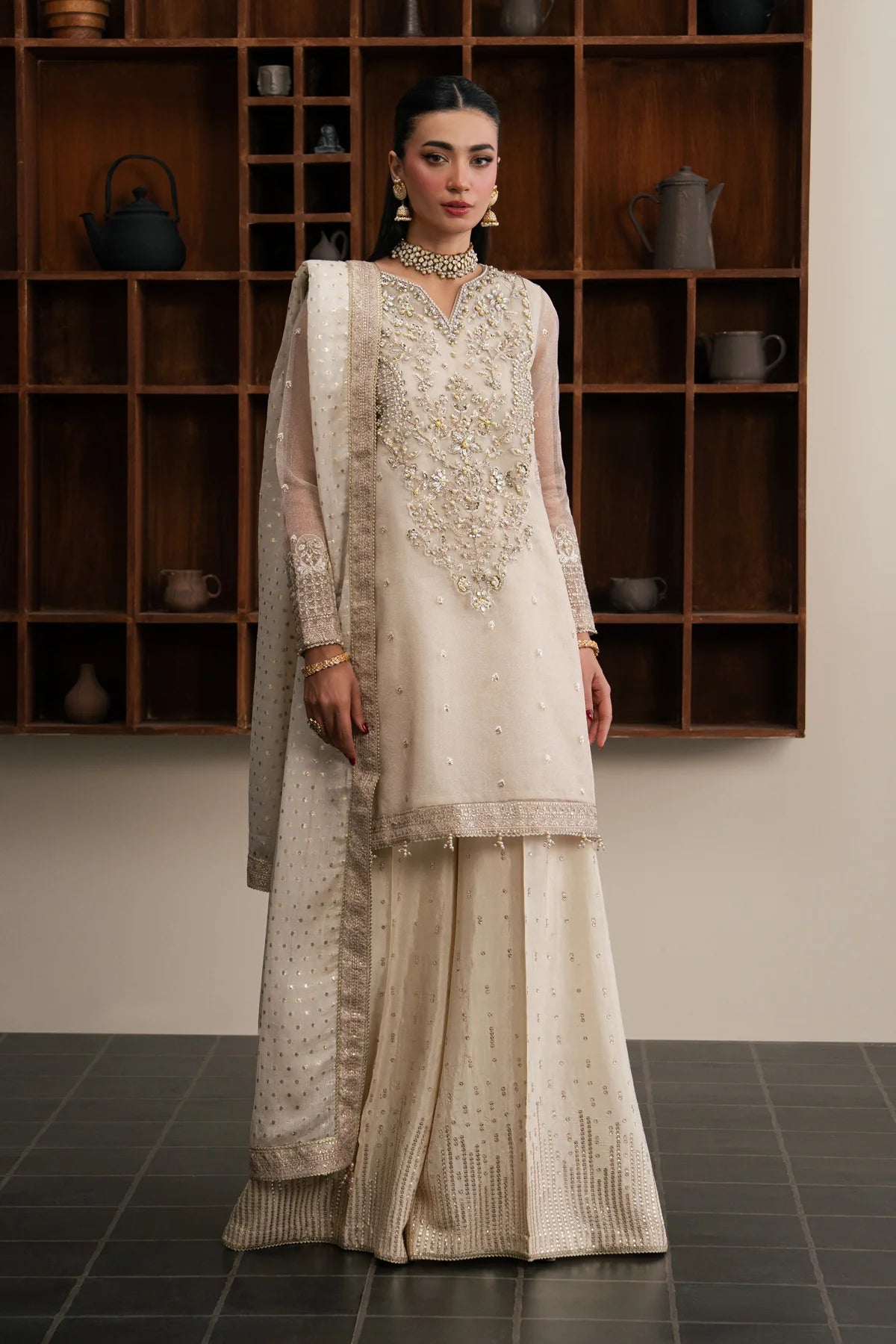 XENIA Kalani Luxury Formals 01-Royale
