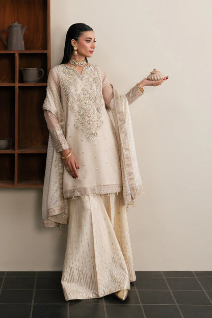 XENIA Kalani Luxury Formals 01-Royale