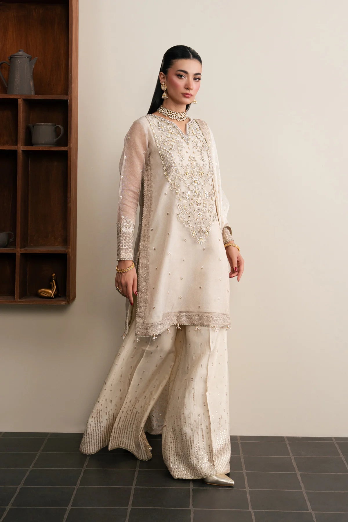 XENIA Kalani Luxury Formals 01-Royale
