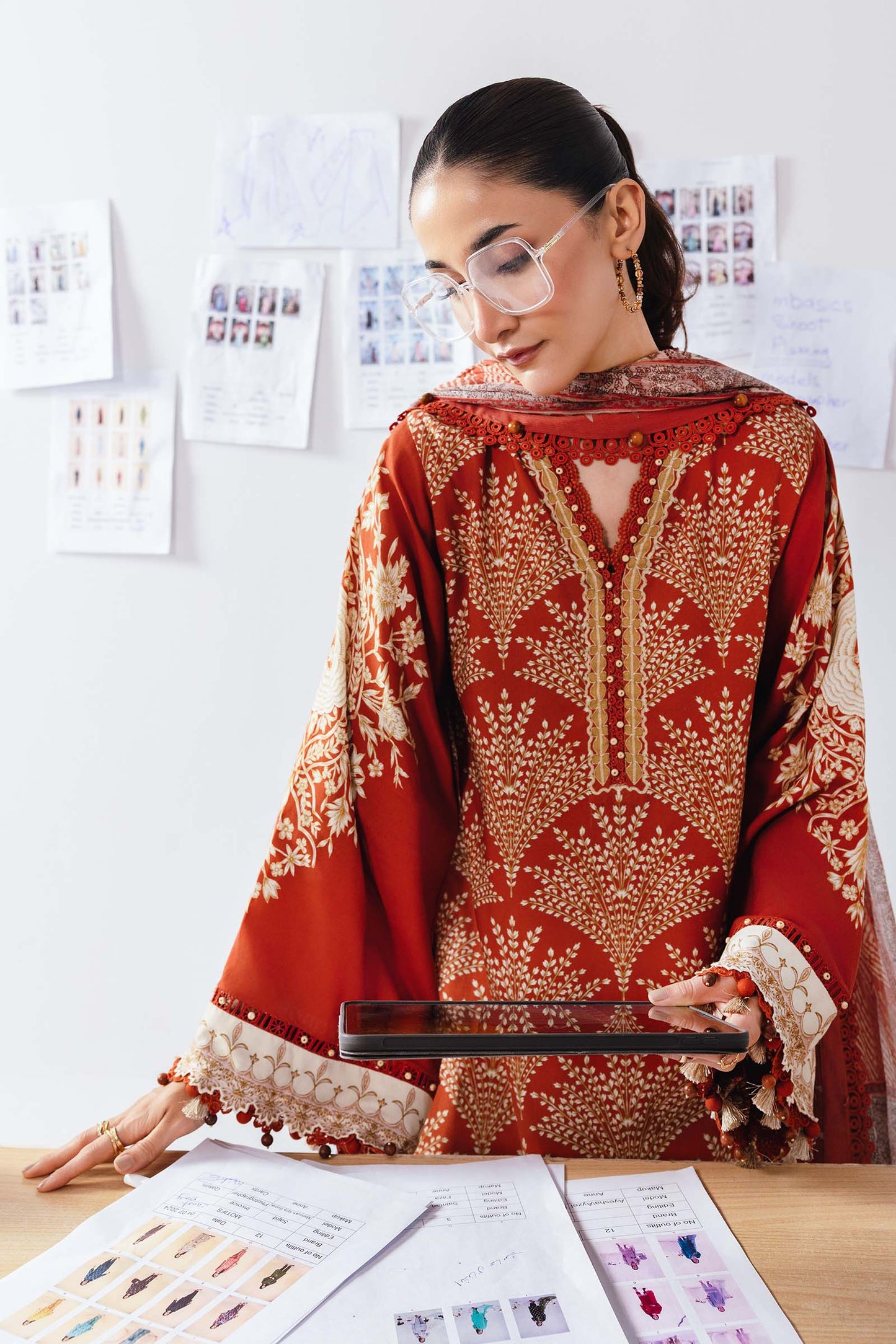 MARIA B. M.Basic Winter MB-CUS25-1108B