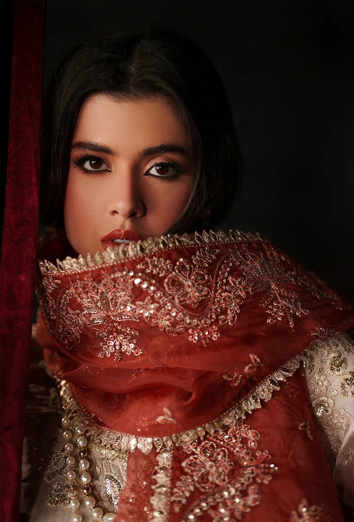 Emaan Adeel Verve Silk Edit Poise