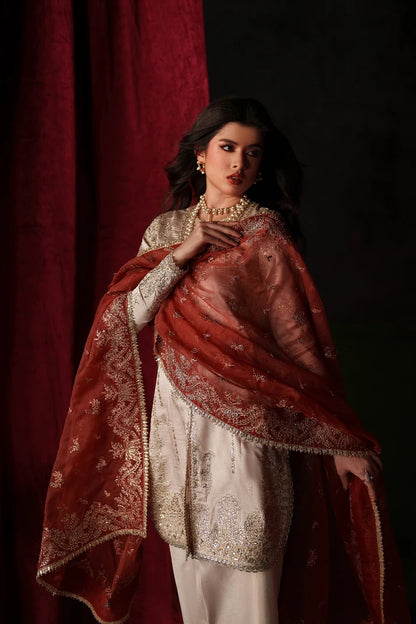Emaan Adeel Verve Silk Edit Poise
