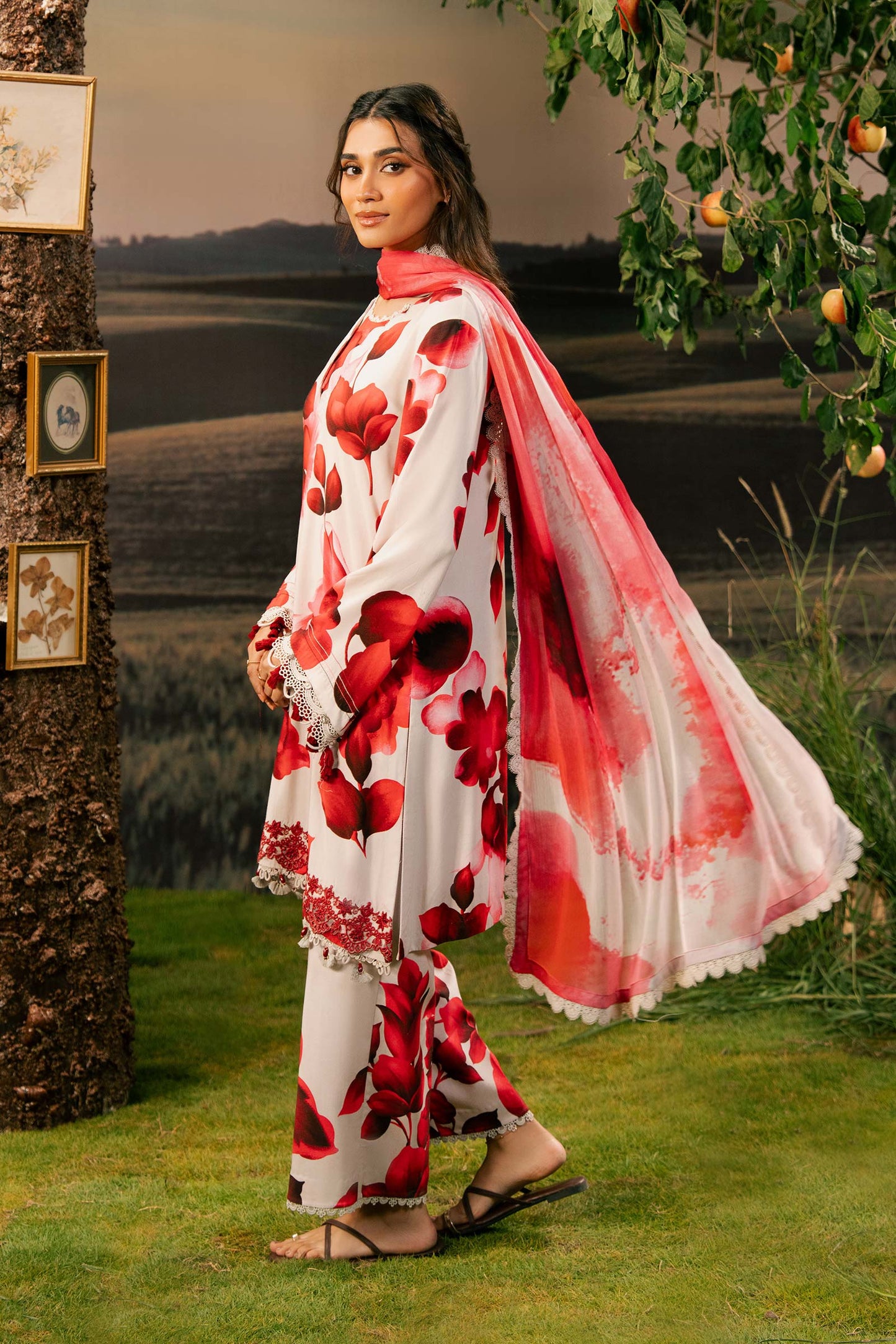 M. Basic by MARIA. B. 3 Pc Unstitched Embroidered Arabic Lawn Suit | MB-PFUS25-01B