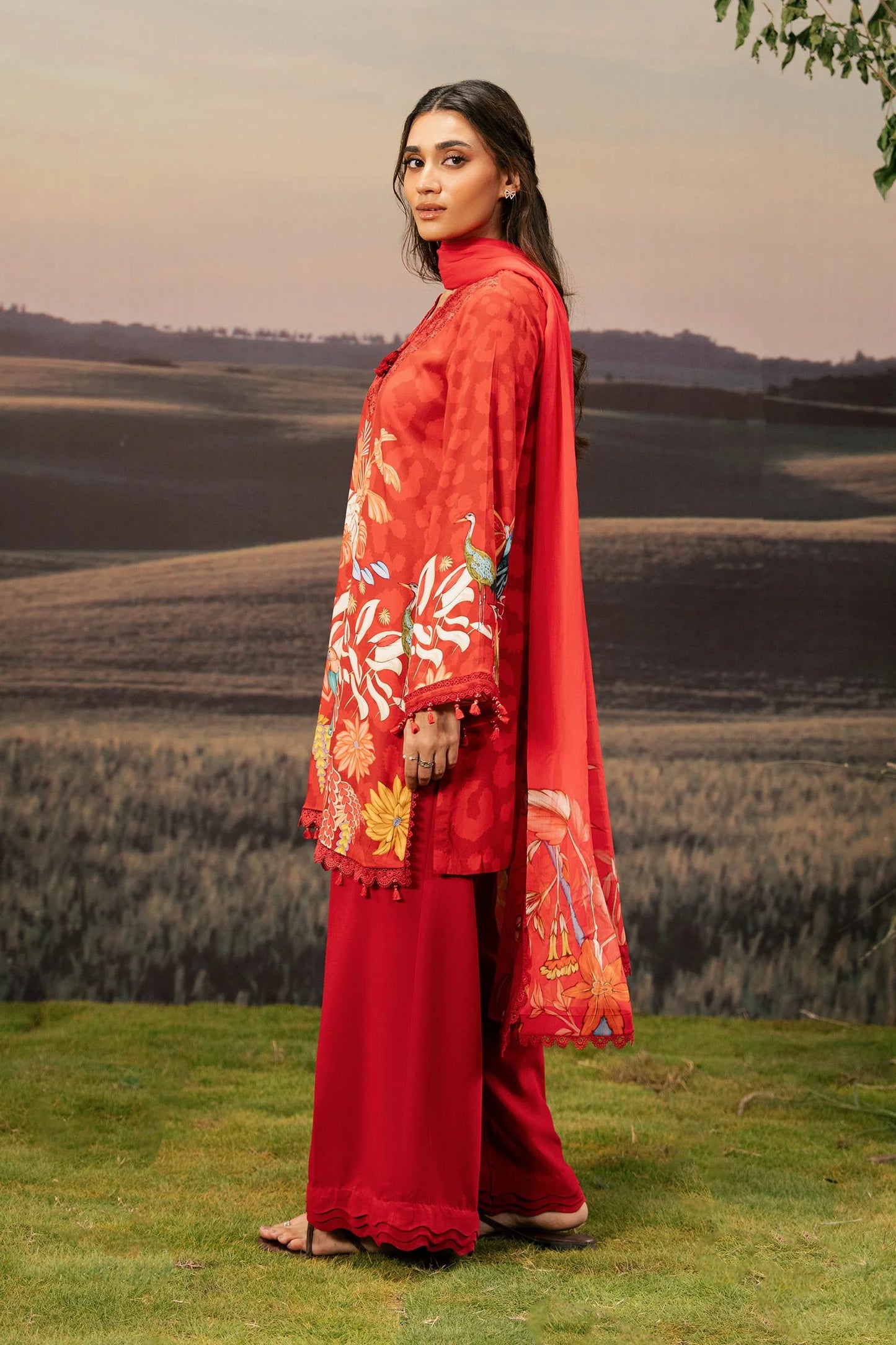 M. Basic by MARIA. B. 3 Pc Unstitched Embroidered Arabic Lawn Suit | MB-PFUS25-05B
