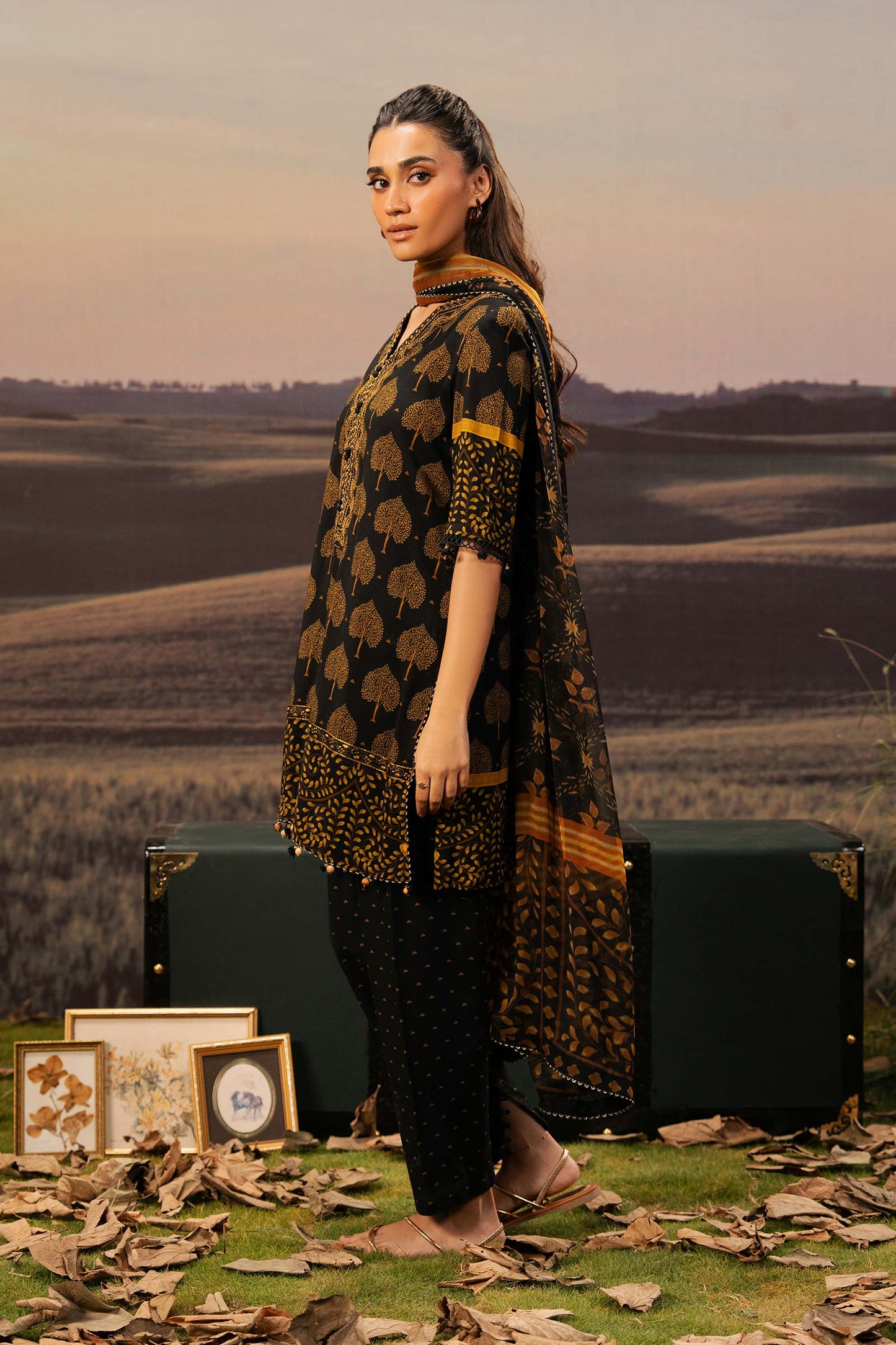 M. Basic by MARIA. B. 3 Pc Unstitched Embroidered Arabic Lawn Suit | MB-PFUS25-03B