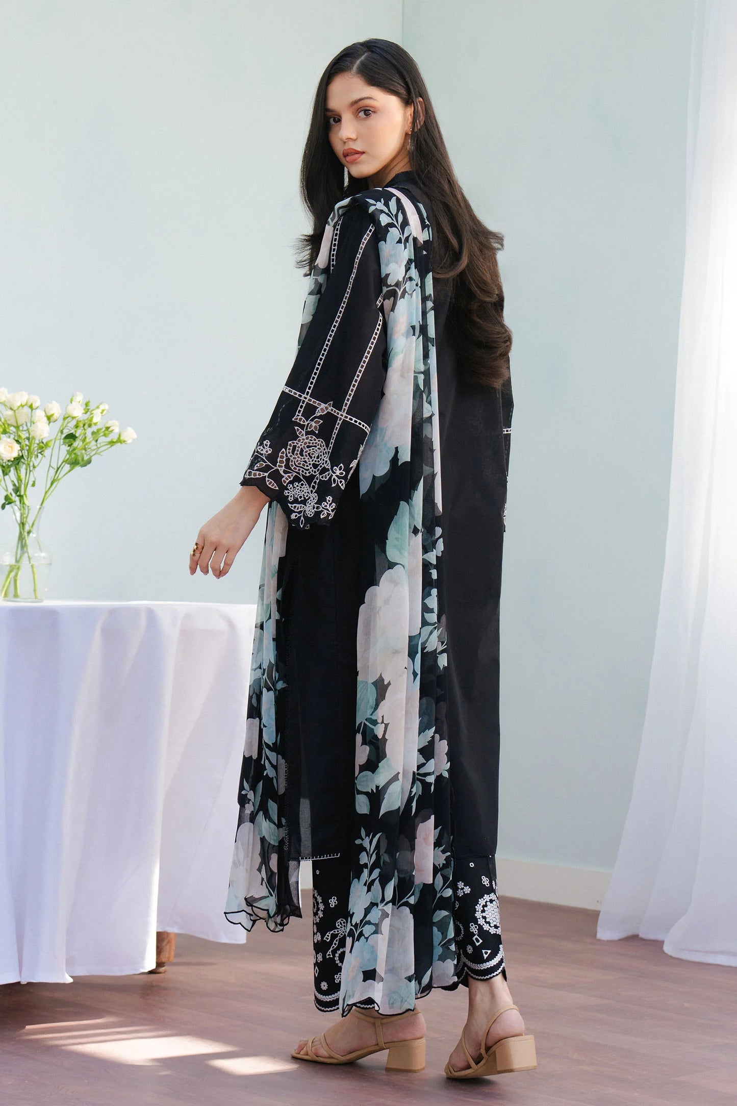 ZARA SHAHJAHAN COCO ECLAT-7B