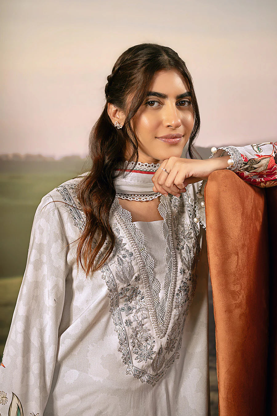 M. Basic by MARIA. B. 3 Pc Unstitched Embroidered Arabic Lawn Suit | MB-PFUS25-05A