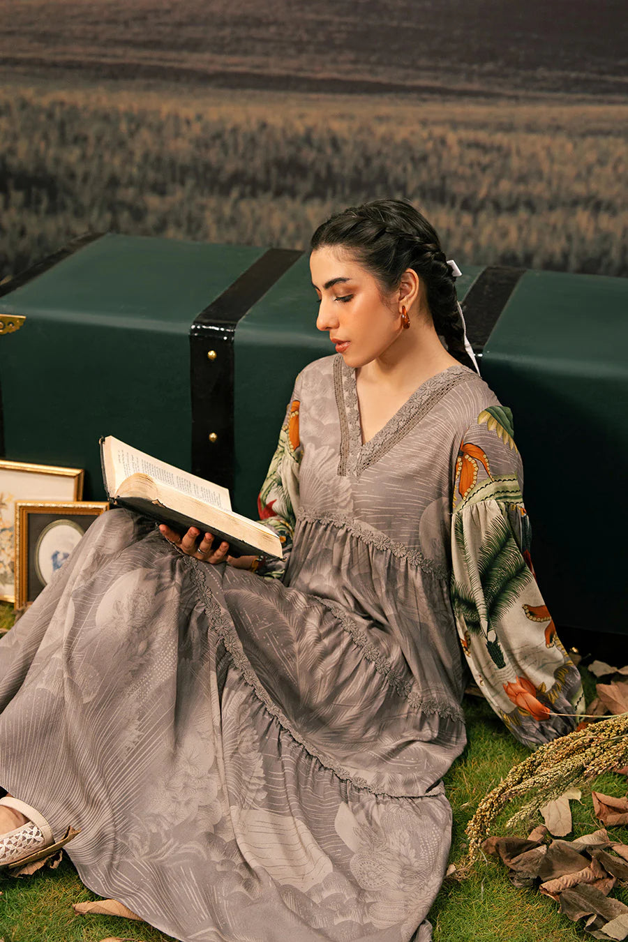 M. Basic by MARIA. B. 3 Pc Unstitched Embroidered Arabic Lawn Suit | MB-PFUS25-06B