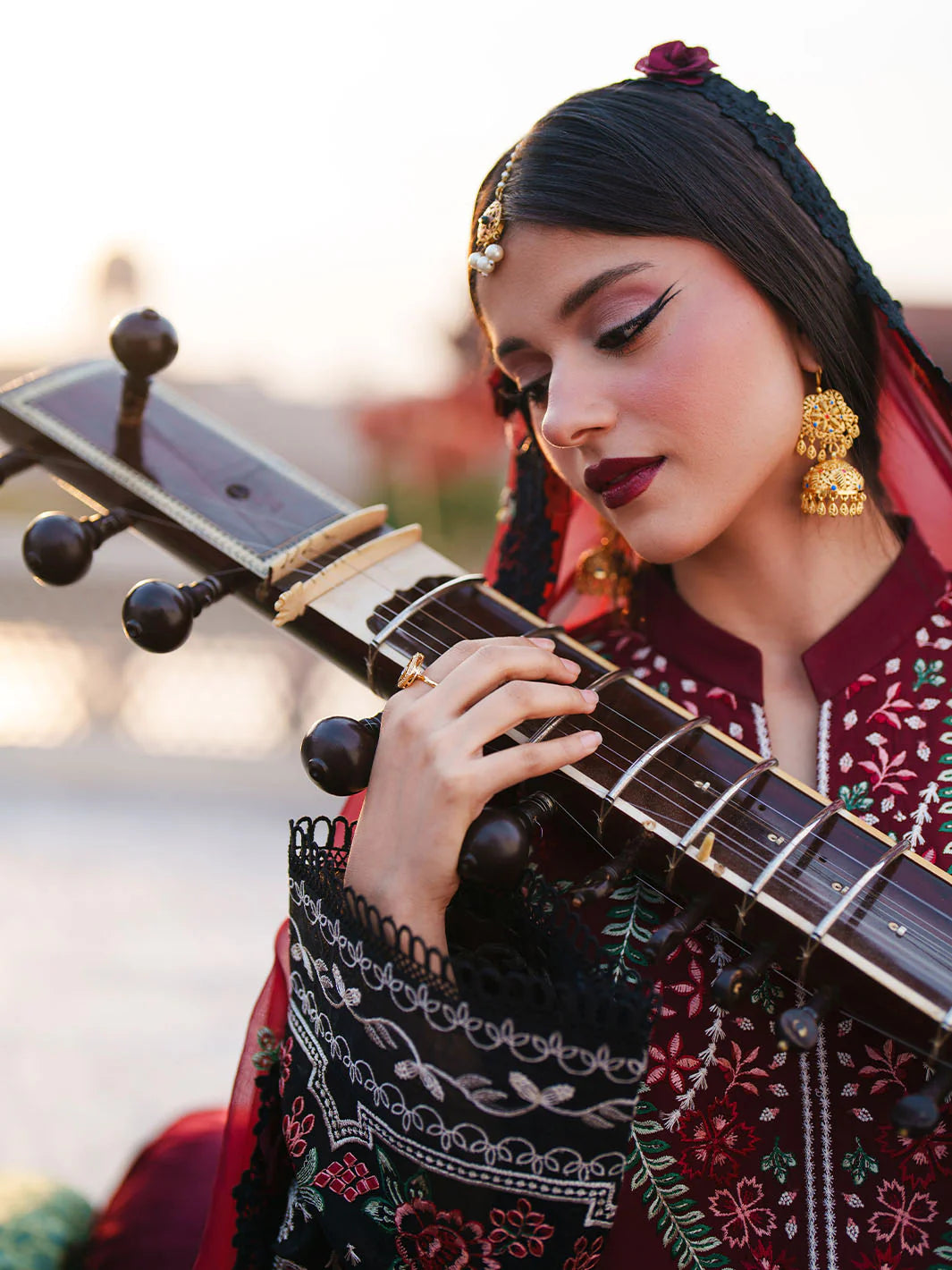 MAHNUR Gul Luxury Lawn '26 G-005