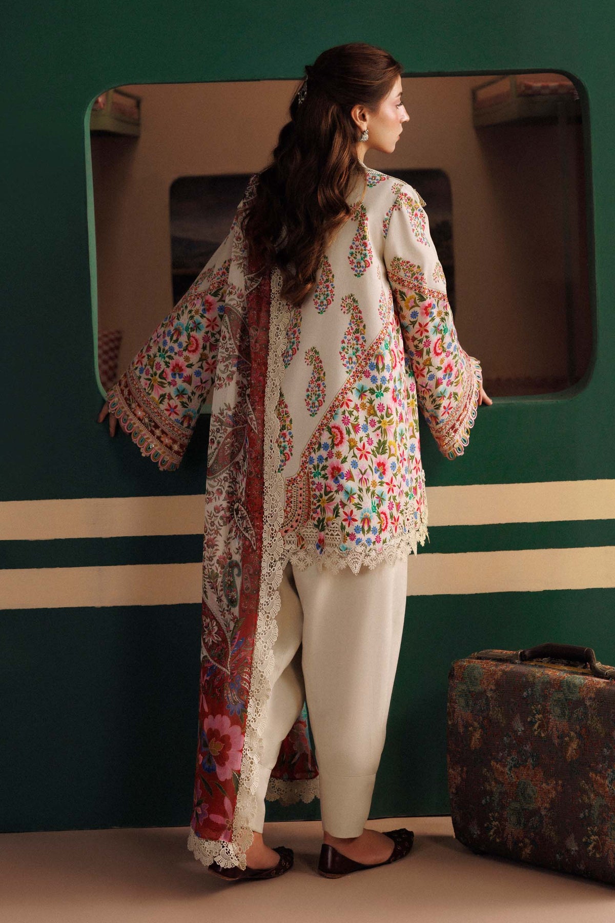 M.Basic By Maria.B. AGLA Station - Winter'26 MB-CUSV15-10A