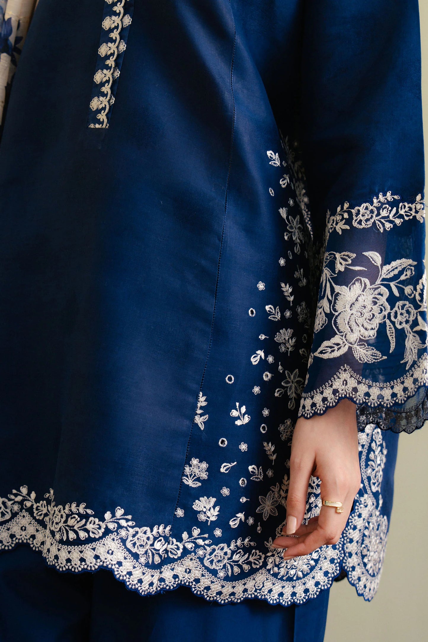 ZARA SHAHJAHAN COCO MEADOW-8B