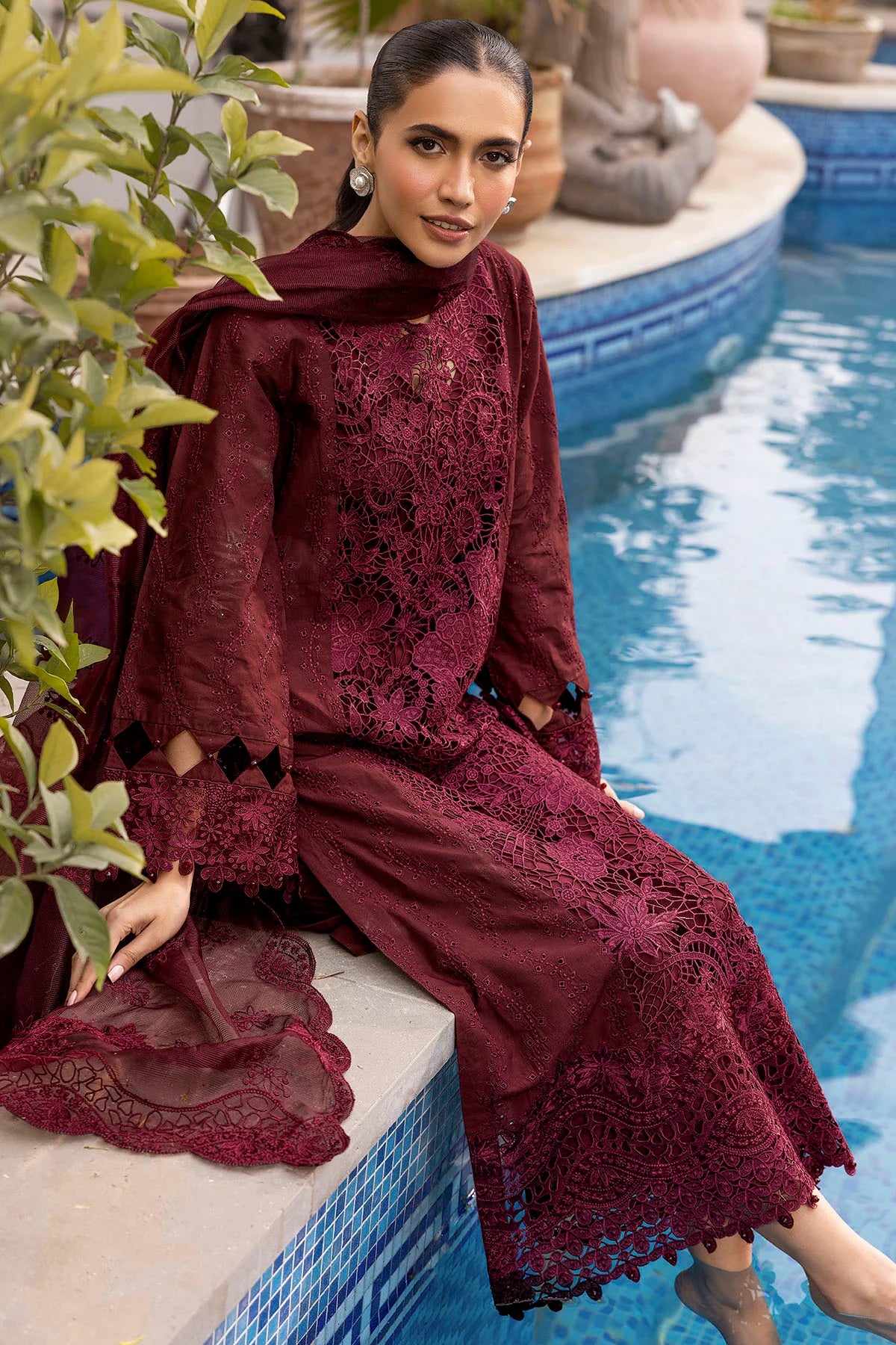MOTIFZ PREMIUM LAWN 5313-SABINE EMBROIDERED LAWN UNSTITCHED