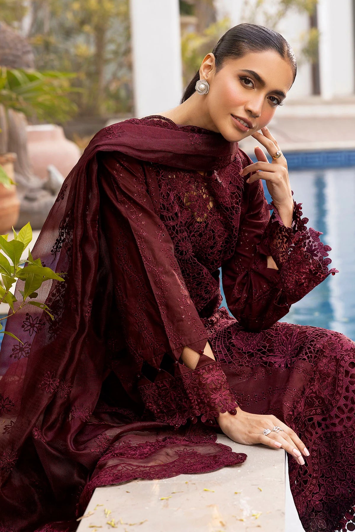MOTIFZ PREMIUM LAWN 5313-SABINE EMBROIDERED LAWN UNSTITCHED