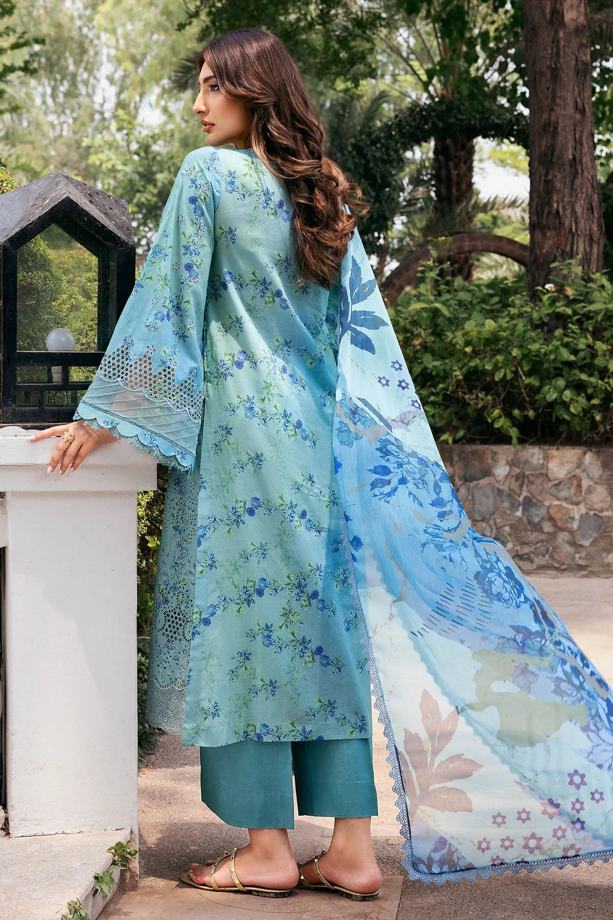 MOTIFZ AMAL 5368-OPAL DIGITAL PRINTED LAWN UNSTITCHED MWU05368-999-OPAL