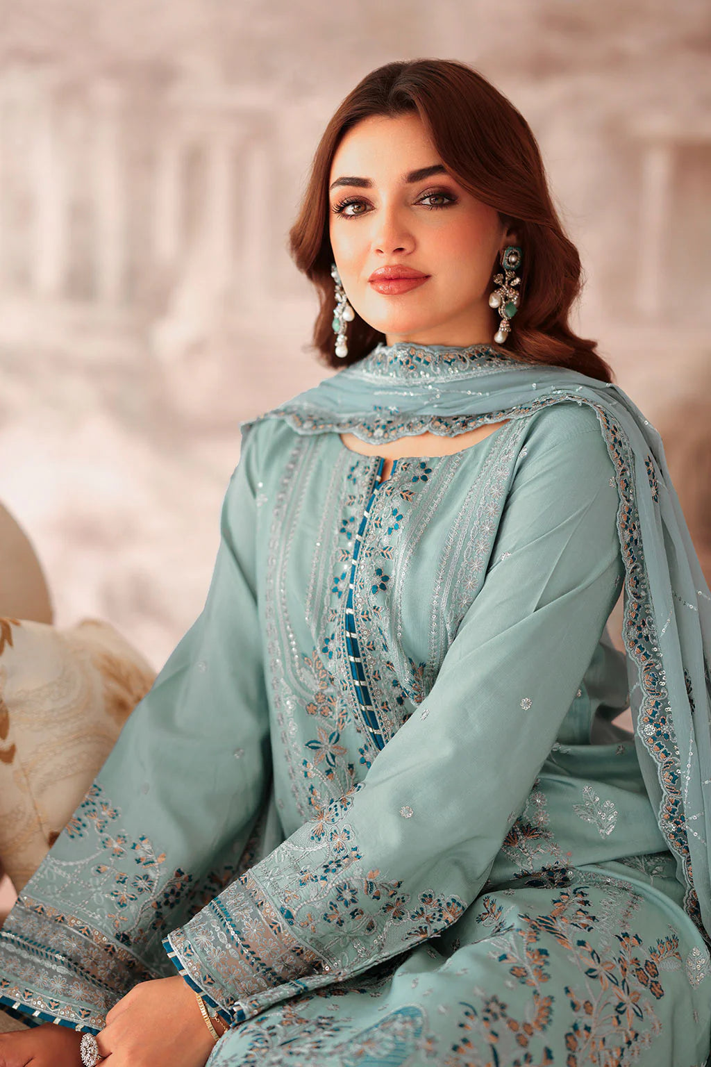 RAMSHA Aangan Luxury Rawsilk Vol 01 AA-204